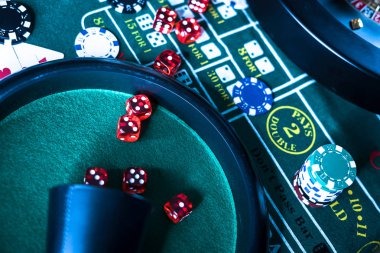 Poker hand rankings displayed on idn score table